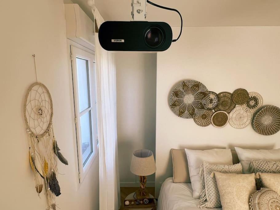 Cosy Penthouse - Large Balconies With Views - 5Min Disneyland เซร์ริส ภายนอก รูปภาพ